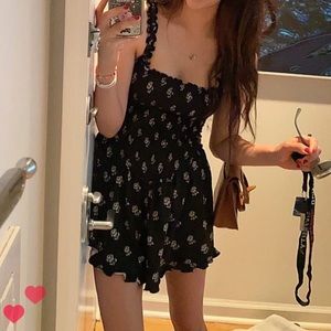 🖤 Urban Outfitters rompers